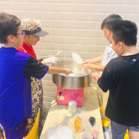 Dịch vụ làm kẹo bông gòn sự kiện tại tphcm tiết kiệm được cho doanh nghiệp chi phí