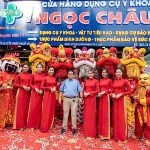 mua lan khai truong tron goi Ngoc Chau 2