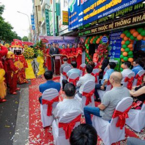 mua lan khai truong tron goi ngoc chau 01