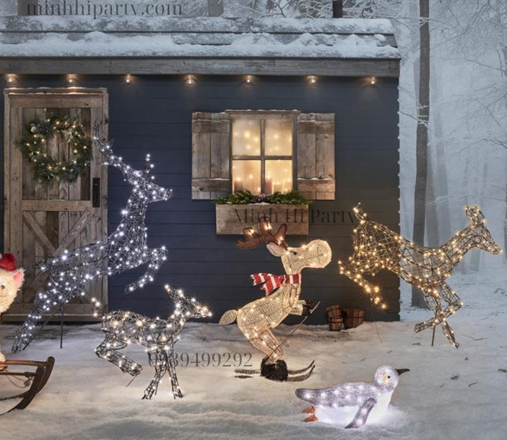 trang tri Noel ngoai troi voi tuan loc e1762673117407 Mẫu trang trí Noel ngoài trời với tuần lộc đèn led