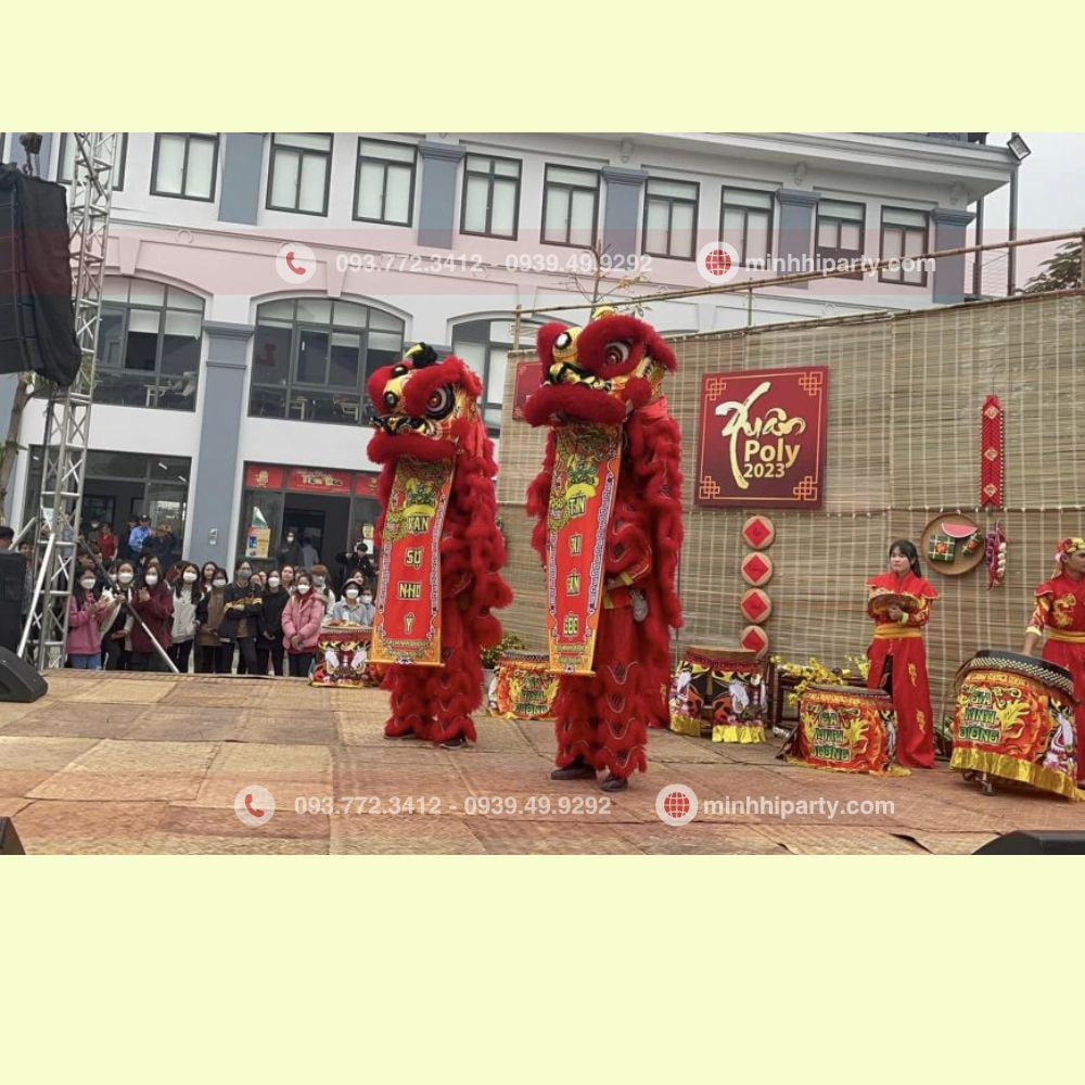 mua lan khai truong 1 4 2