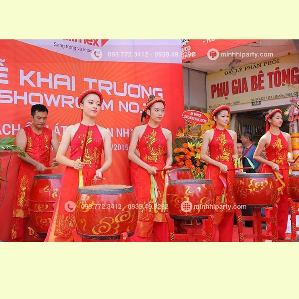 mua lan khai truong 2 4 17