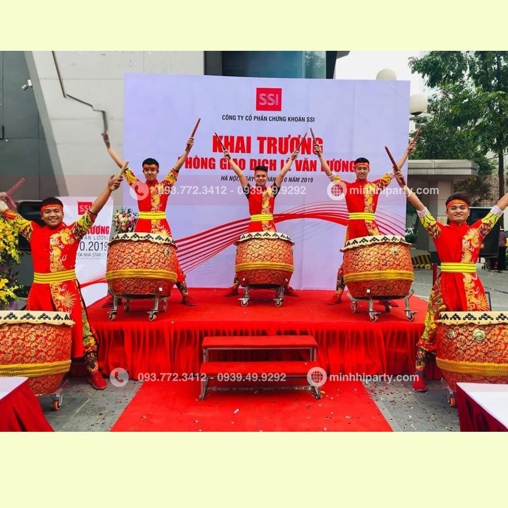 mua lan khai truong 2 9