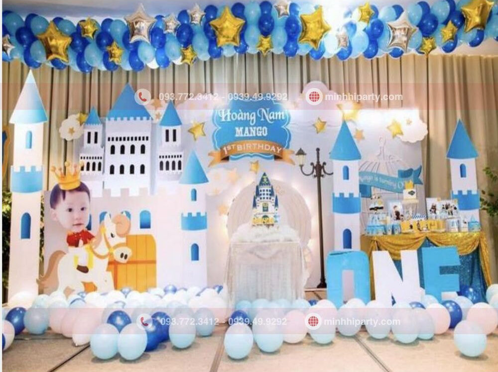 trang tri thoi noi 1 61 e1753077803677 Trang trí thôi nôi bé trai Hoàng Nam với lâu đài và hoàng tử