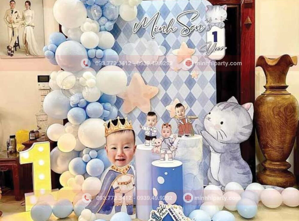 trang tri thoi noi 1 80 e1753077756840 Trang trí thôi nôi bé trai Minh Sơn với chủ đề hoàng tử nhỏ dễ thương kết hợp tuổi mão