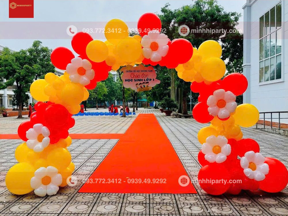 Cổng bong bóng freestyle trang trí sự kiện khai trương 