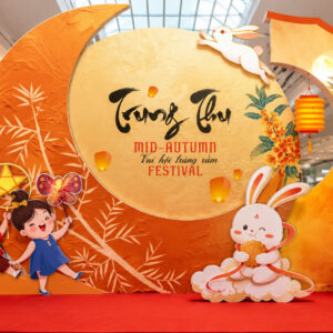 2 Mẫu trang trí trung thu phù hợp không gian lơn như trung tâm thương mại