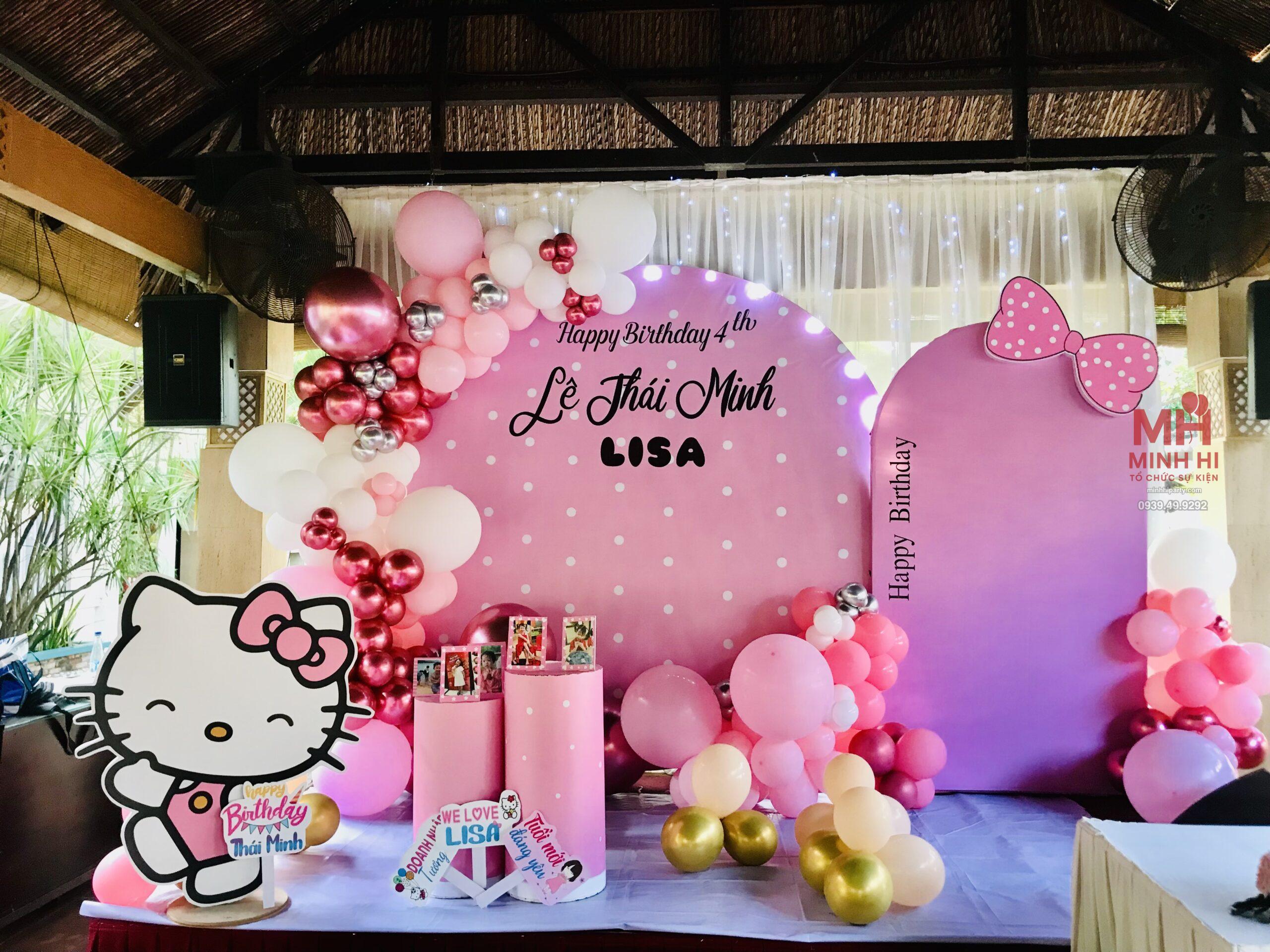 IMG 4587 scaled Mẫu trang trí chủ đề Hello Kitty cho bé Lisa
