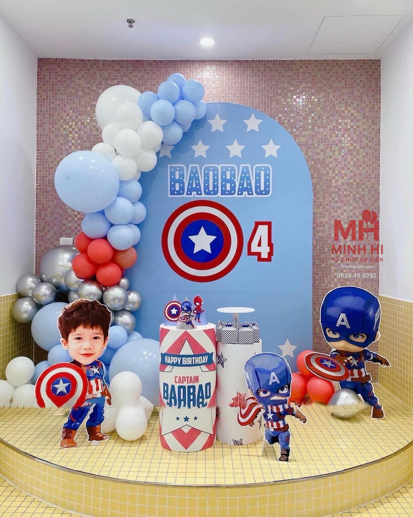 IMG 4891 Trang trí sinh nhật chủ đề Marvel cho bé trai 4 tuổi