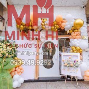 Trang tri su kien khai truong Trang trí khai trương cửa hàng thời trang tại Tp.HCM