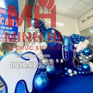 Trang tri su kien khai truong 10