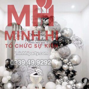 Trang tri su kien khai truong 16 Sự Kiện Khai Trương Ngọc Makeup: Không Gian Đẳng Cấp Cho Học Viện & Dịch Vụ Làm Đẹp