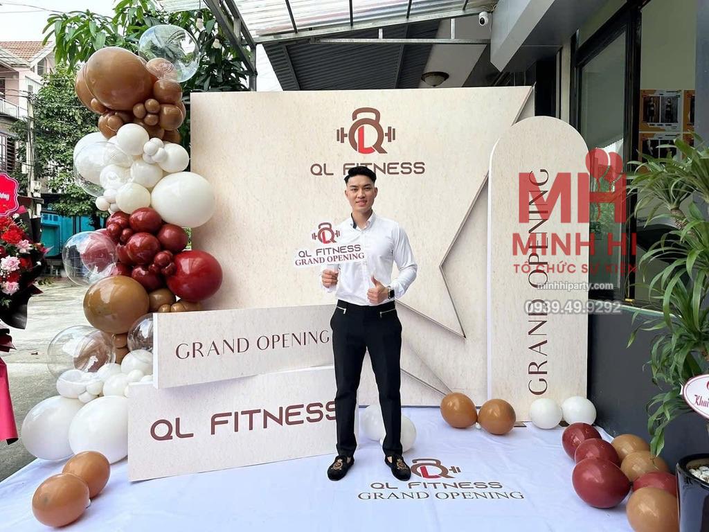 Trang trí khai trương QL Fitness