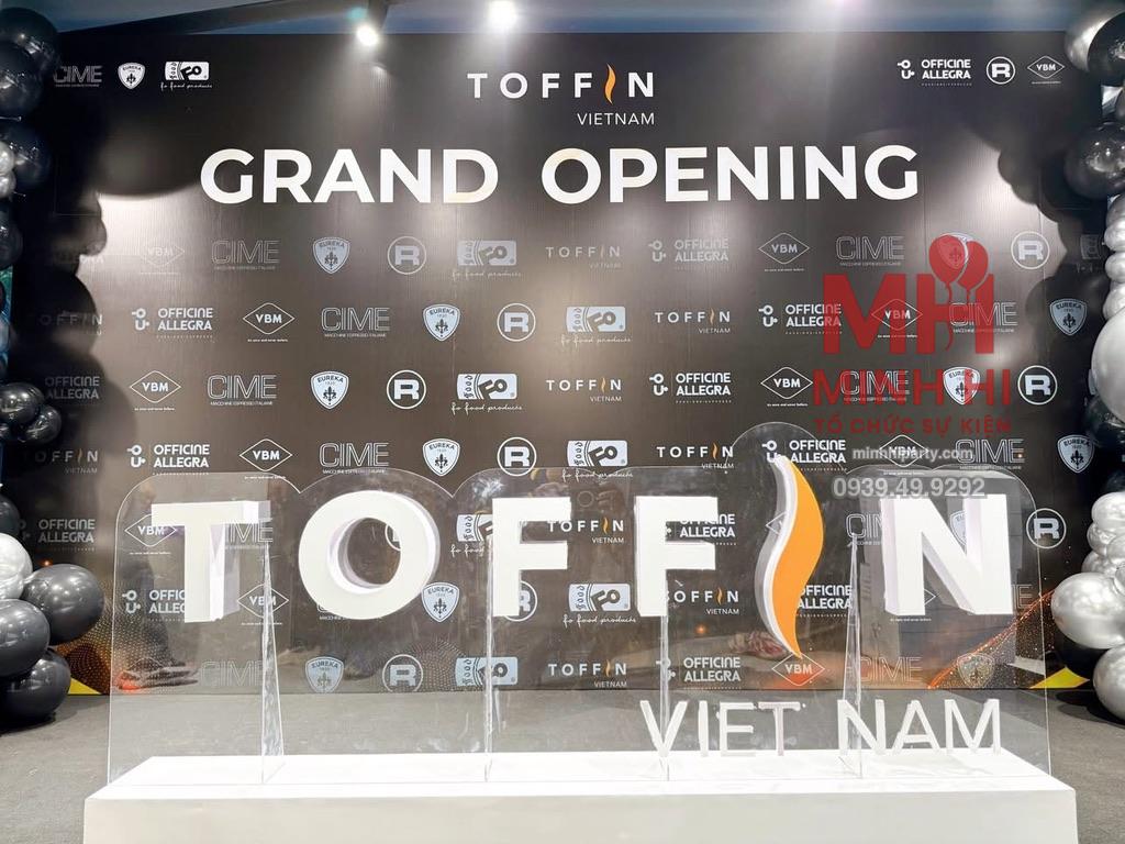 Trang tri su kien khai truong 31 Dịch vụ trang trí khai trương Toffin sang trọng