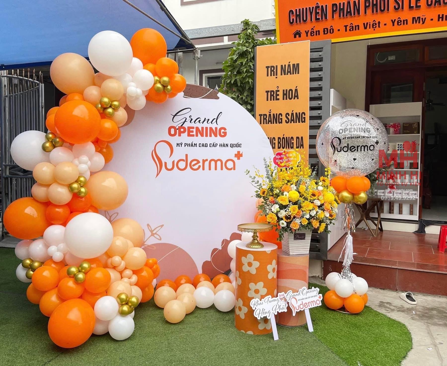 Trang tri su kien khai truong 33 Trang trí khai trương cửa hàng đại lý