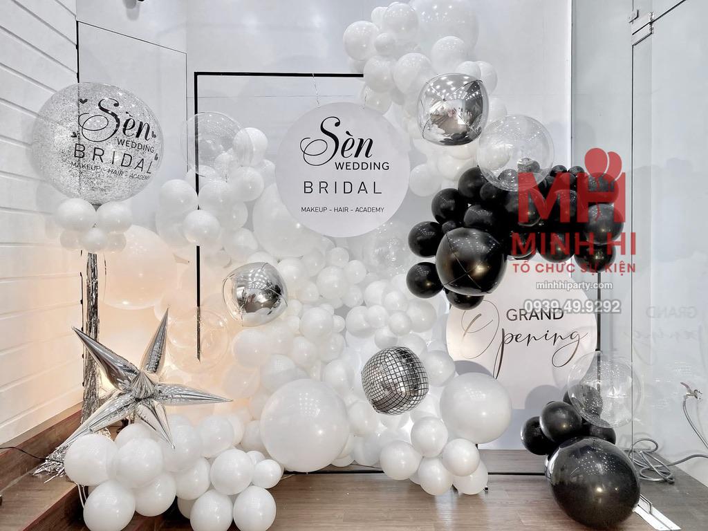 Trang tri su kien khai truong 35 Trang trí khai trương cửa hàng phong cách hiện đại sang trọng
