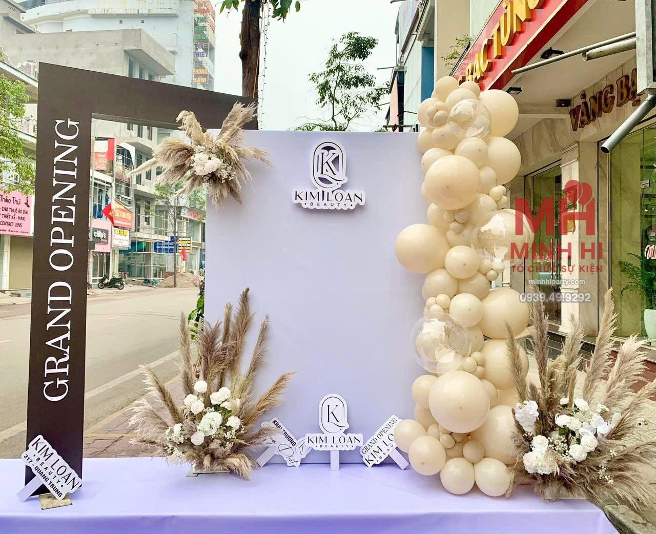 Trang tri su kien khai truong 45 Dịch vụ Trang trí sự kiện khai trương cửa hàng