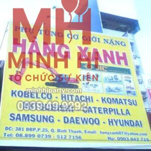 Bảng hiệu hiflex treo tường ngoài trời