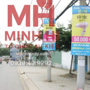 bang ron treo cot dien pho bien.remini enhanced Băng gôn quảng cáo treo cột điện ngaoif trời