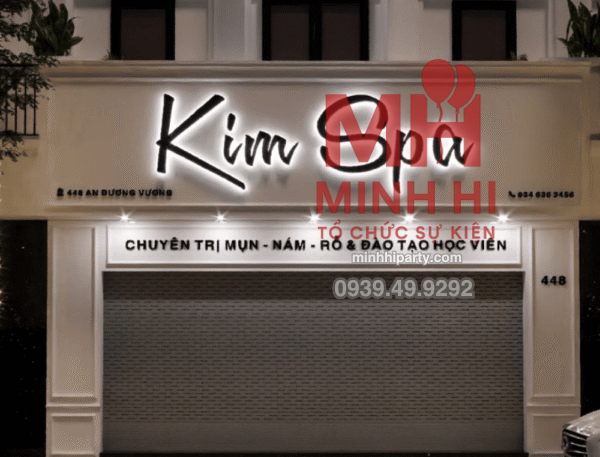 Thi công làm bảng hiệu cho spa là một trong những ngành được thực hiện nhiều công trình nhất