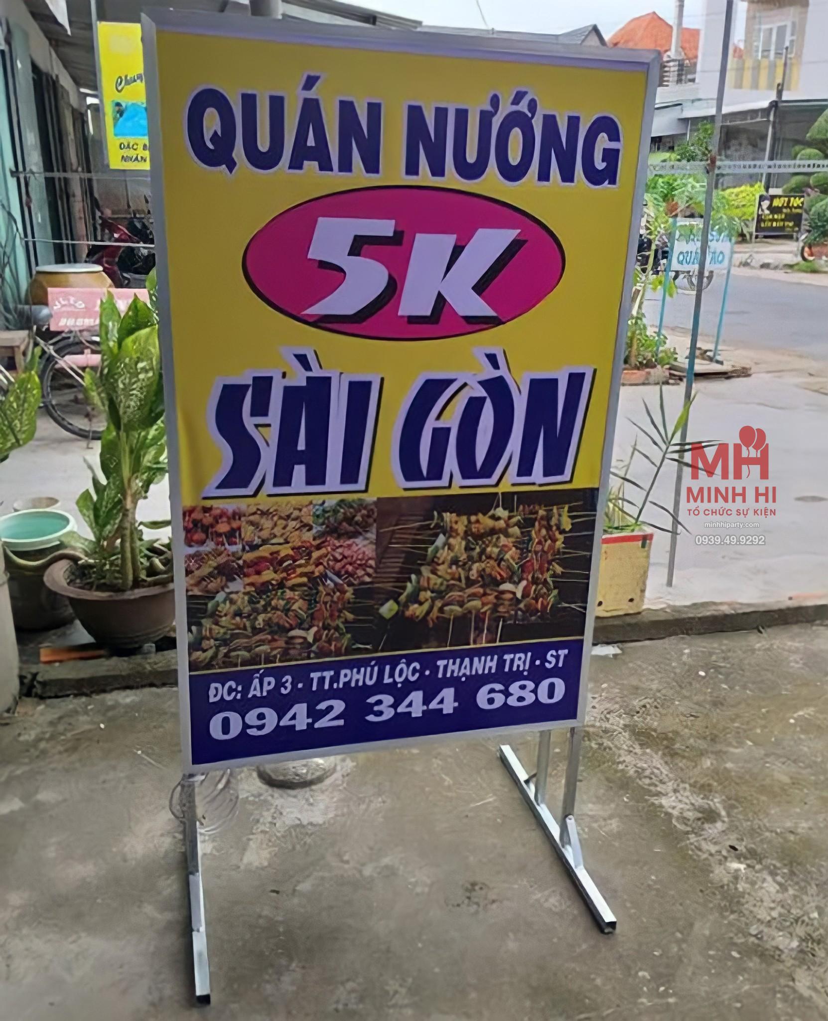 mau bien quang cao in bat dung 6 1.remini enhanced Mẫu biển quảng cáo in bạt dựng cho quán nướng Sài Gòn
