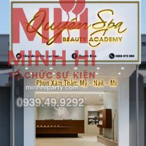 Bảng hiệu Quyên Spa