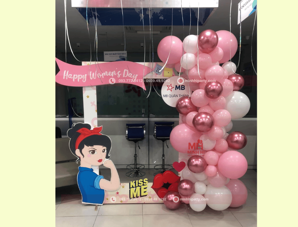 Trang trí 20/10 cho văn phòng công ty với thiết kế đơn giản