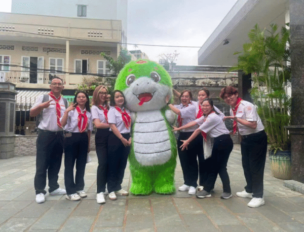 Thue mascot tại Minh Hi Party với mẫu mã hoàn toàn mới