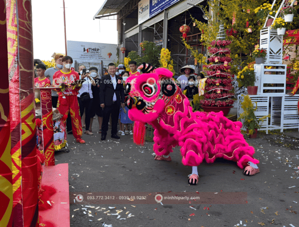 Múa lân Mai Hoa Thung chuyên nghiệp tại Minh Hi Party