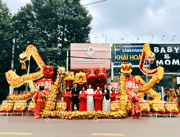 Dịch vụ múa lân khai trương trọn gói với màn múa rồng đẹp mắt
