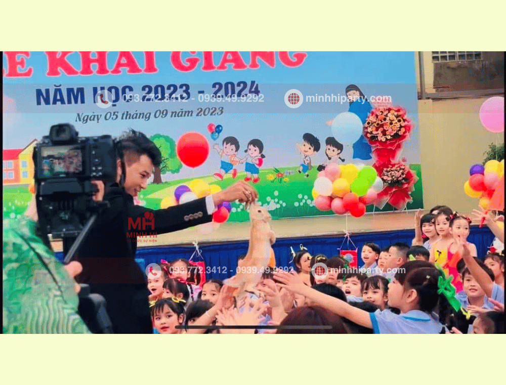 Dịch vụ biễu diễn ảo thuật cho lễ khai giảng do Minh Hi Party cung cấp