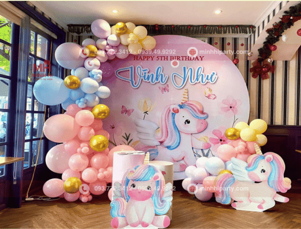 Trang trí sinh nhật bé gái chủ đề UNICORN