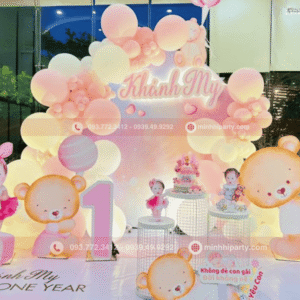 Mẫu trang trí thôi nôi bé gái Khánh My tone màu pastel kết hợp đèn Led