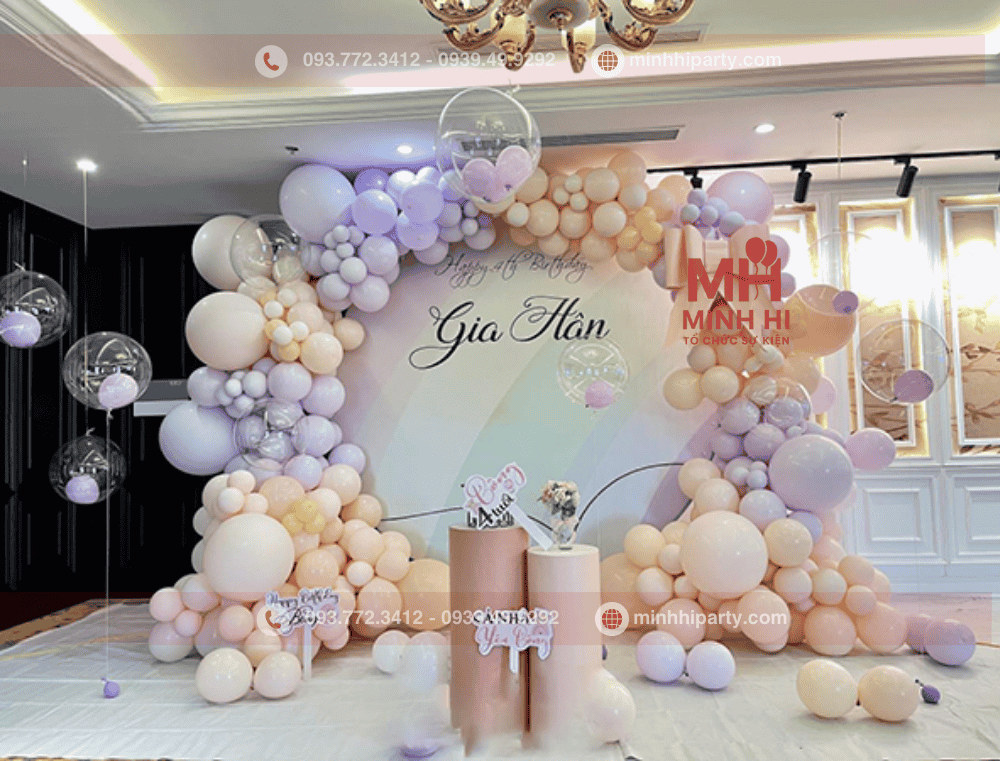 phong nen sinh nhat be gai gia han de thuong Phông nền sinh nhật bé gái dễ thương với bóng bay và hoa giấy handmade