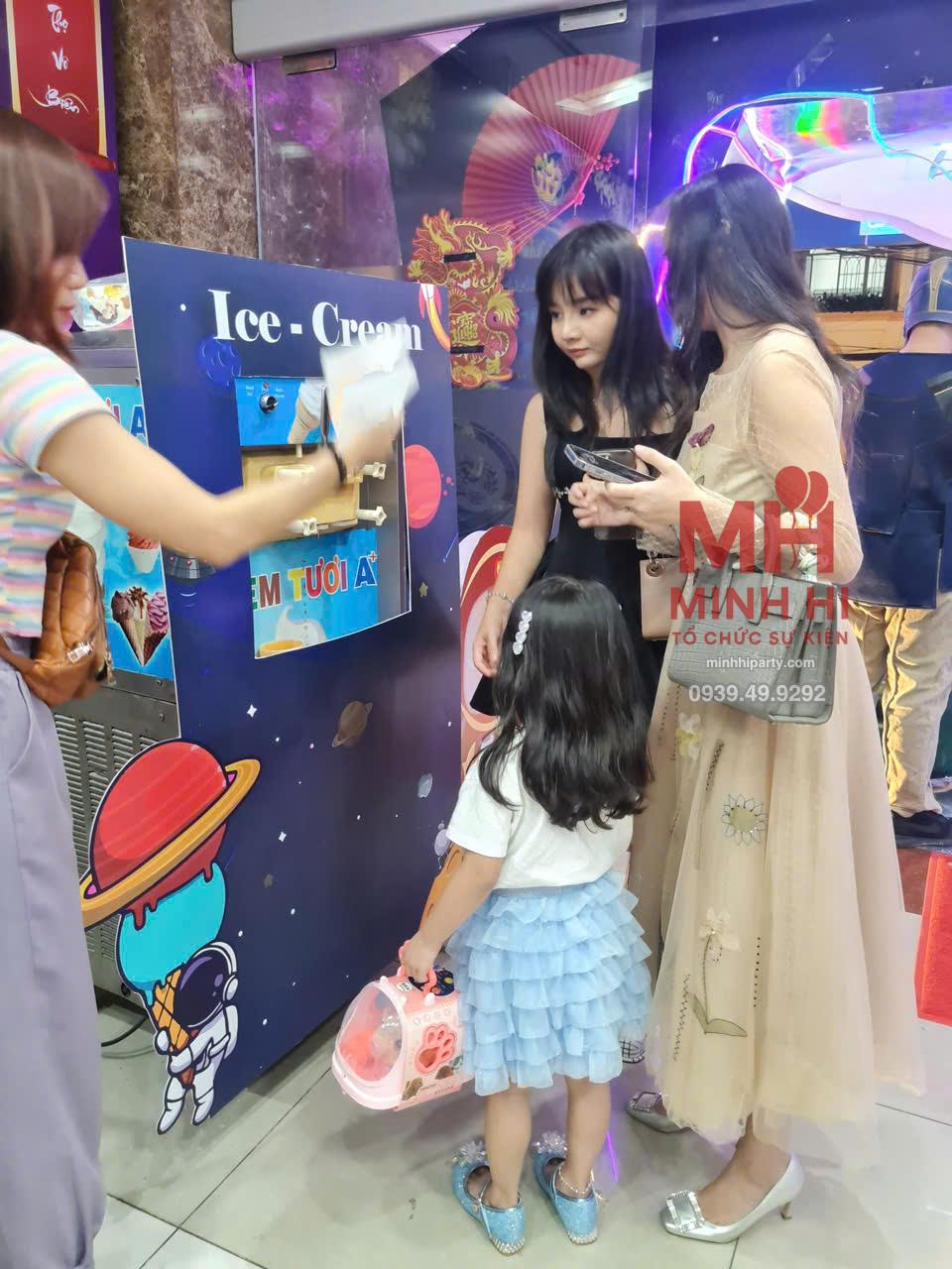 trai nghiem dich vu lam kem su kien 1 Hình ảnh quầy kem tại sự kiện