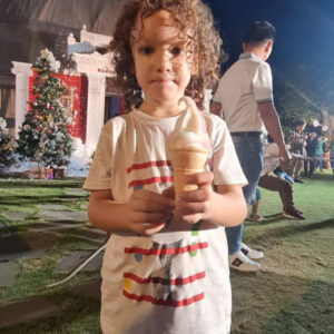 trai nghiem dich vu lam kem su kien 6 Minh Hi Party chuyên cho thuê máy làm kem tươi tại HCM