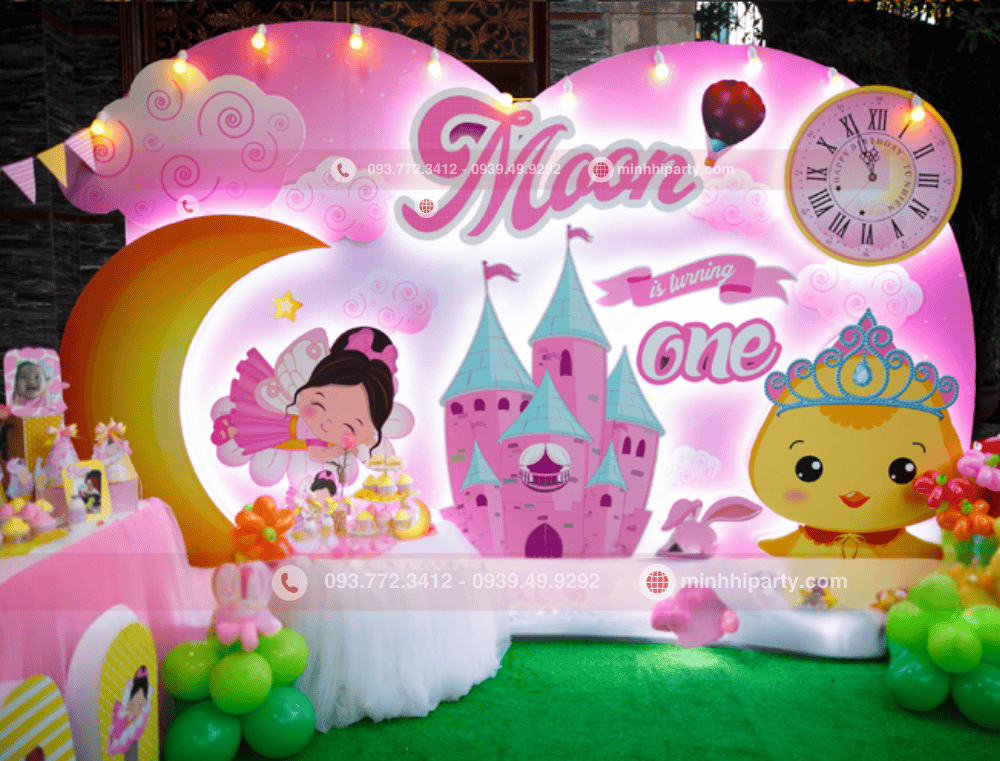 trang tri backdrop san khau sinh nhat be gai ket hop LED Mẫu trang trí sân khấu sinh nhật cho bé gái