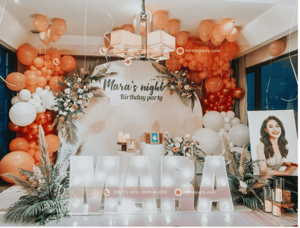 trang tri backdrop san khau sinh nhat cho nu voi hoa tuoi Trang trí sinh nhật cho nữ với hoa tươi