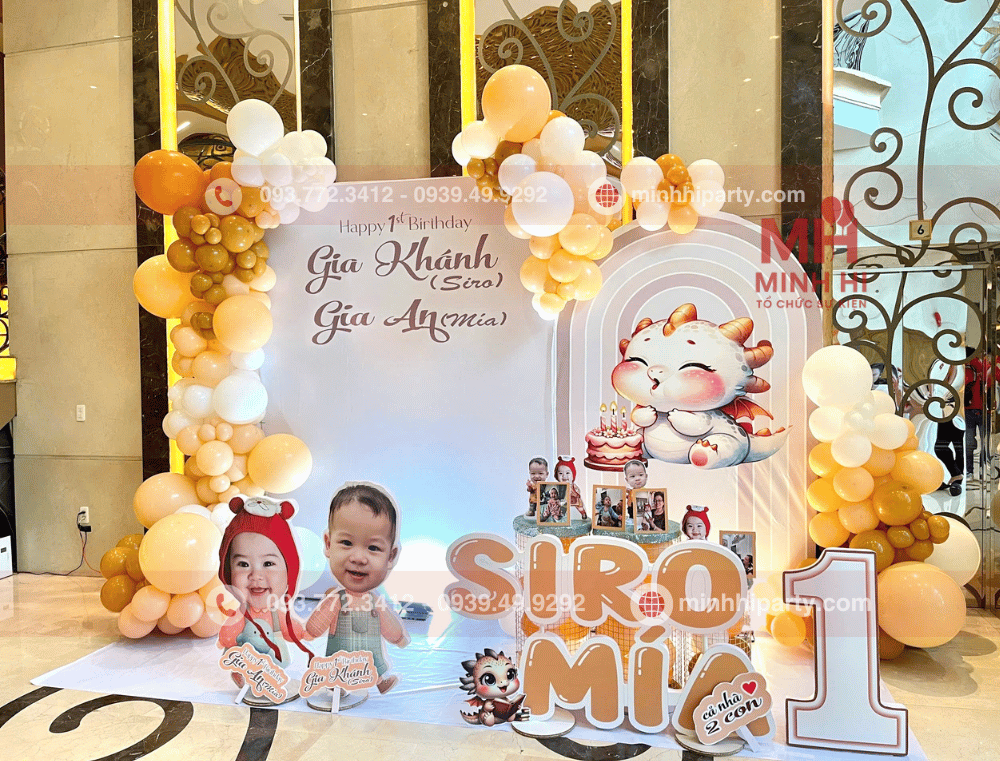 Mẫu trang trí thôi nôi bé trai tuổi rồng chủ đề rồng với dịch vụ trọn gói