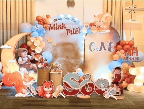 Mẫu trang trí thôi nôi bé trai Minh Triết chủ đề tên bé
