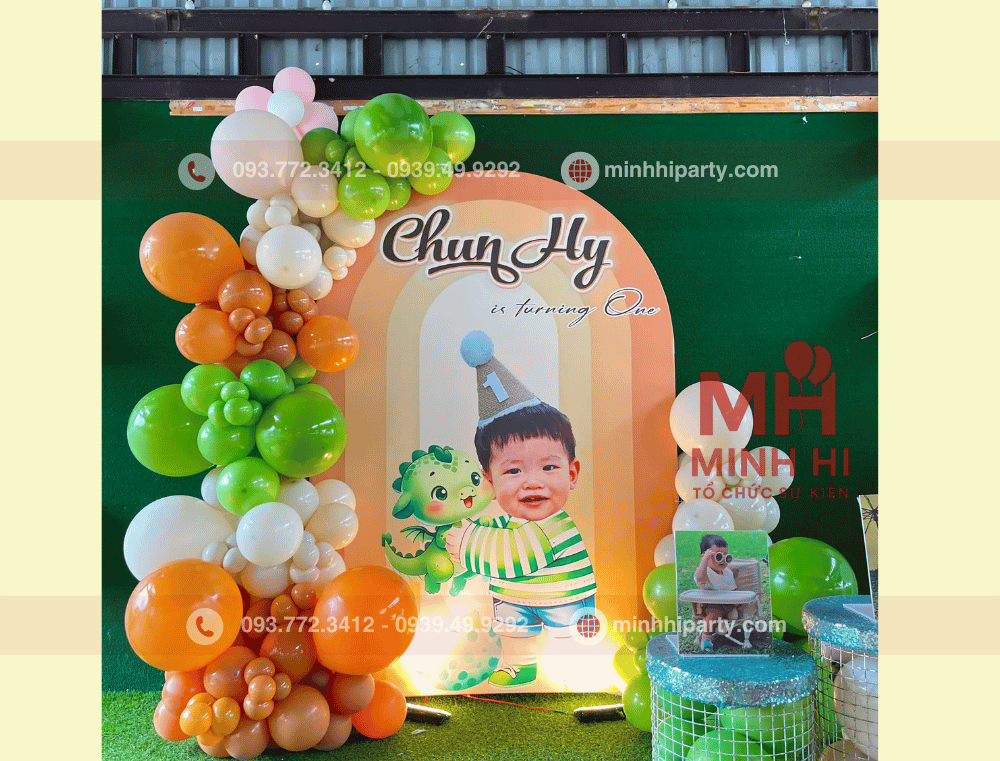 Trang trí thôi nôi cho bé trai CHUN HY chủ đề tuổi rồng