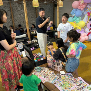 z6934672153566 1643b887c092f38364b7098b82acc043 cho thuê vẽ mặt halloween – dịch vụ hóa trang halloween Minh Hi Party.