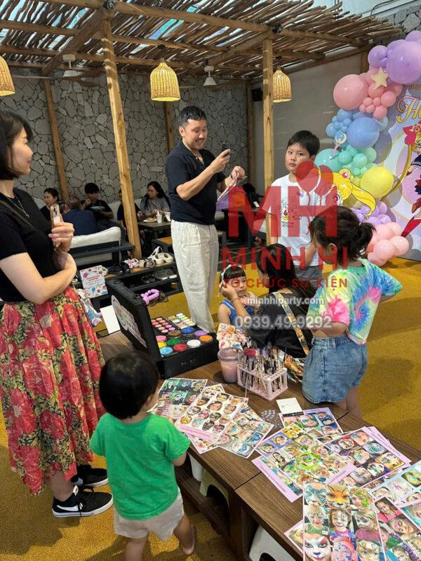 cho thuê vẽ mặt halloween – dịch vụ hóa trang halloween Minh Hi Party.