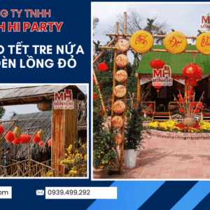 Cổng chào Tết tre nứa kết hợp đèn lồng đỏ