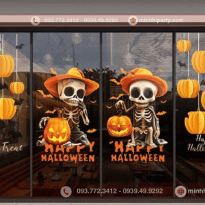 Mẫu trang trí halloween cho quán cà phê với decal