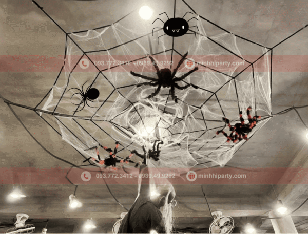 Mạng nhện trang trí Halloween ấn tượng