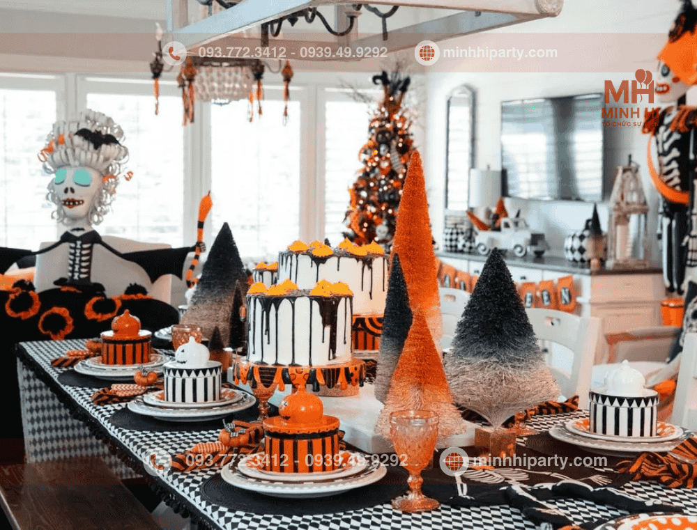 Trang trí bàn tiệc chủ đề Halloween 
