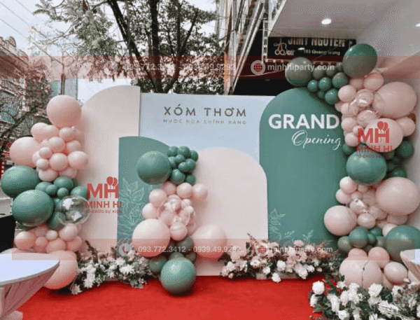 Mẫu trang trí khai trương thiết kế dạng tiểu cảnh