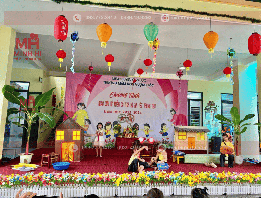 trang trí trung thu cho trường học cùng các gian hàng trò chơi tại sự kiện trung thu