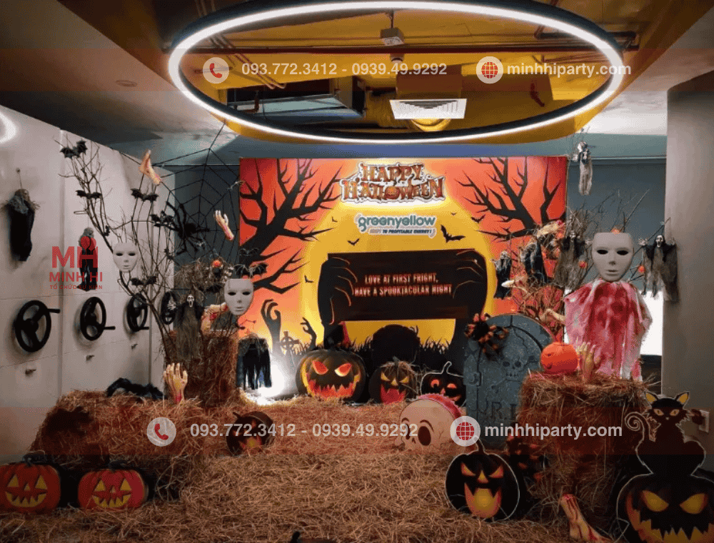 Trang trí Halloween chủ đề halloween cho nhà hàng với tiểu cảnh hoành tráng
